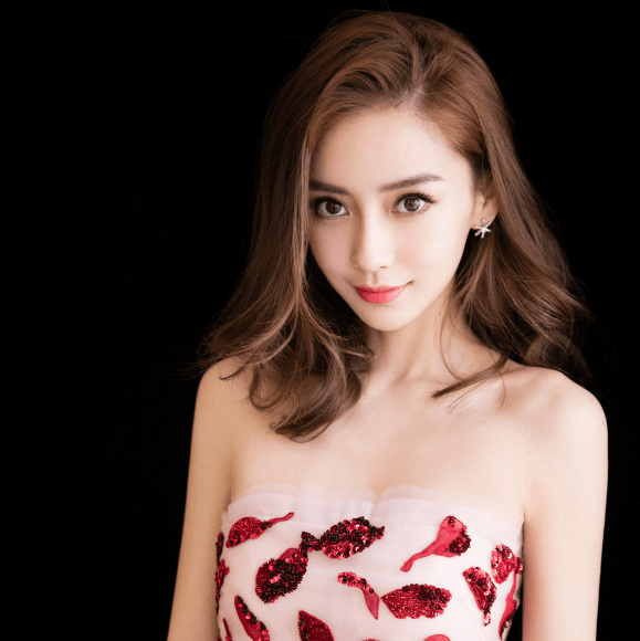 
粉丝因为不明白使得baby伤心 她是怎么表达出自己情感的？_m6最新官网(图5)